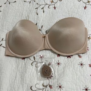 NWOT Vanity Fair Convertible Strapless Bra Style 74345 Size 38 D